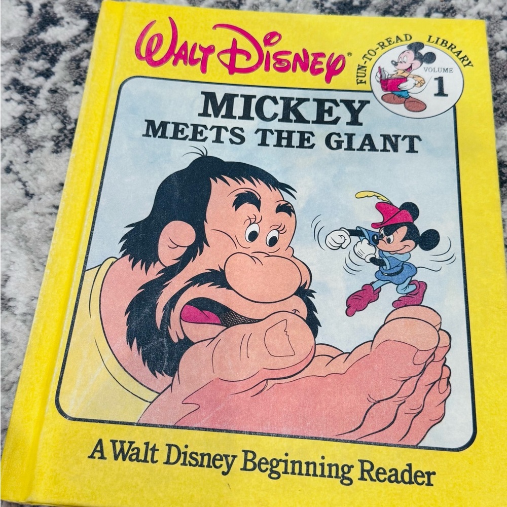 Walt Disney ‘Mickey Meets the Giant’ Fun-To-Read Library - Vol 1 Book